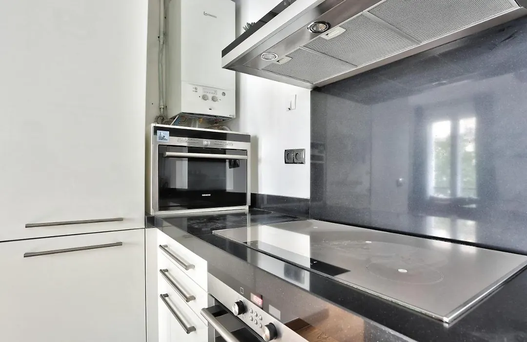 Appartement Quartier Champs-Elysees 4 Free Netflix-1