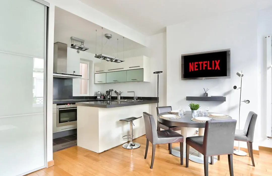 Appartement Quartier Champs-Elysees 4 Free Netflix-1