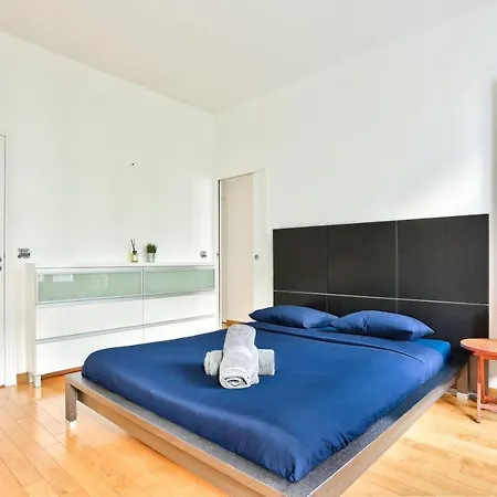 Appartement Quartier Champs-Elysees 4 Free Netflix-3